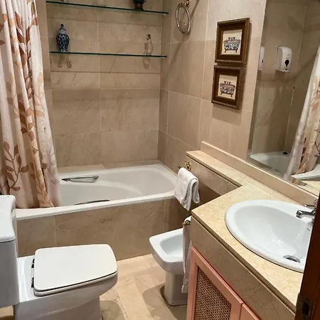 ático Primera Línea De Playa. Apartamento