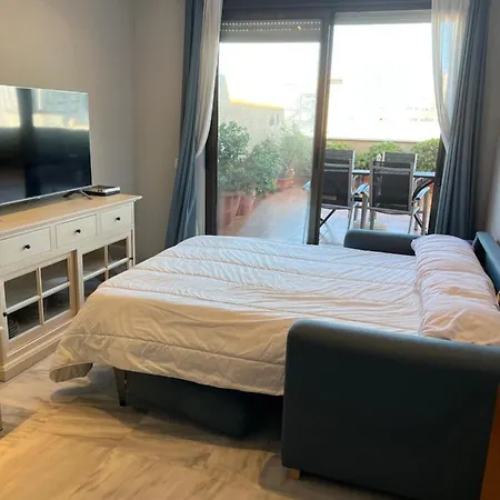 ático Primera Línea De Playa. Cádiz