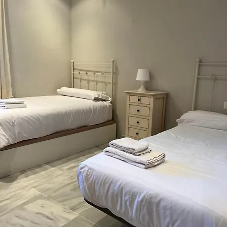 ático Primera Línea De Playa. * Cádiz