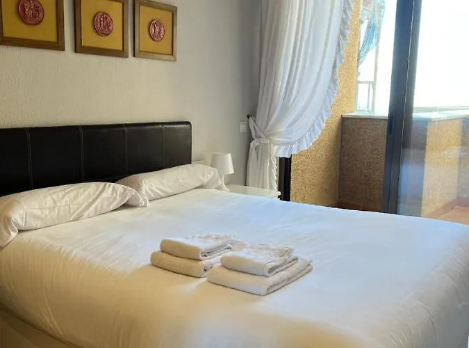 Atico Primera Linea De Playa. *