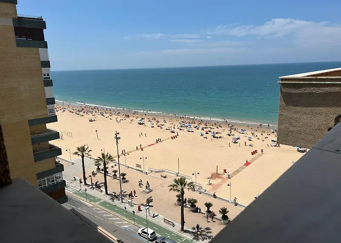 Atico Primera Linea De Playa. * Cádiz