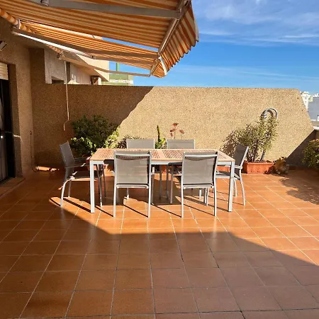 Atico Primera Linea De Playa. Appartement