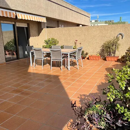 Atico Primera Linea De Playa. Apartment *