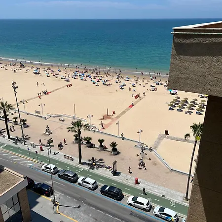 Atico Primera Linea De Playa. *