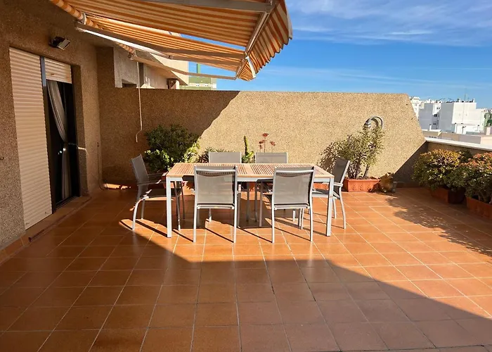 Atico Primera Linea De Playa. Appartement