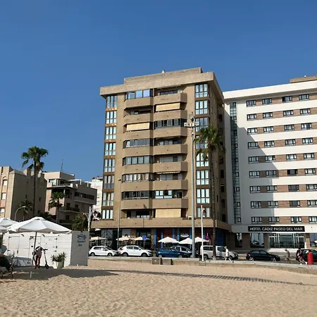 アパート Atico Primera Linea De Playa. カディス